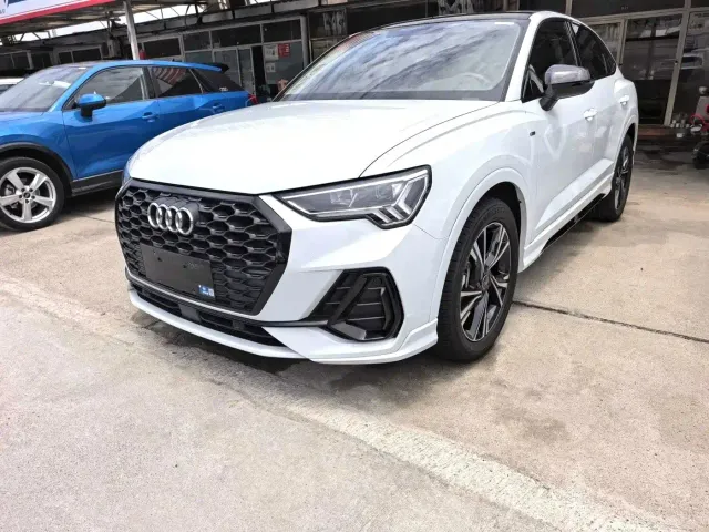 Фотография автомобиля — Audi Q3 Sportback