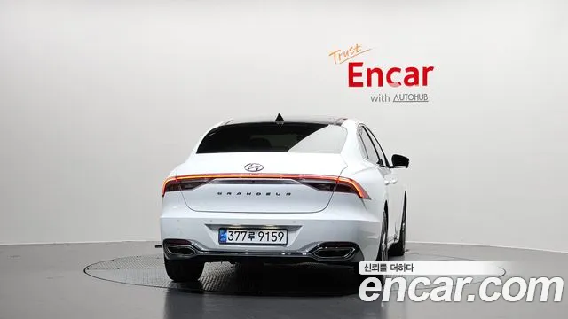 Hyundai Grandeur Grandeur (New) — Фото автомобиля 4