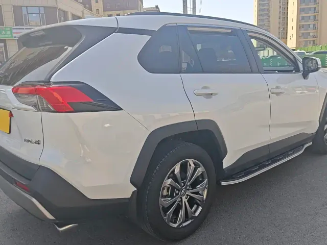 Toyota RAV4 Rongfang 2023 2.0L CVT FWD Style Plus Edition — Фото автомобиля 7