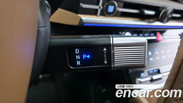 Hyundai Santa Fe MX5 — Фото автомобиля 12
