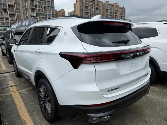 Jetour X70 Plus — Фото автомобиля 15