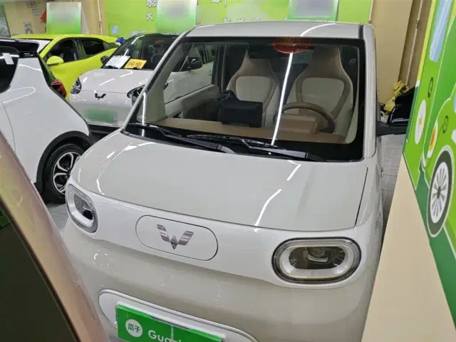Фотография автомобиля — Wuling Hongguang Mini EV
