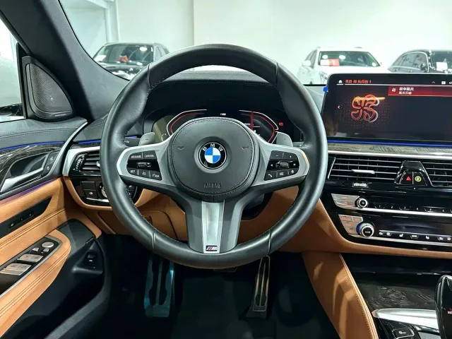 BMW 6 Series Gran Turismo — Фото автомобиля 13