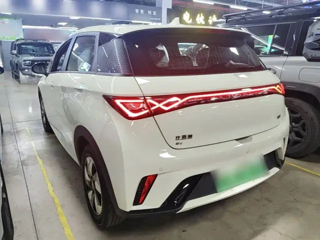 BYD Dolphin — Фото автомобиля 4