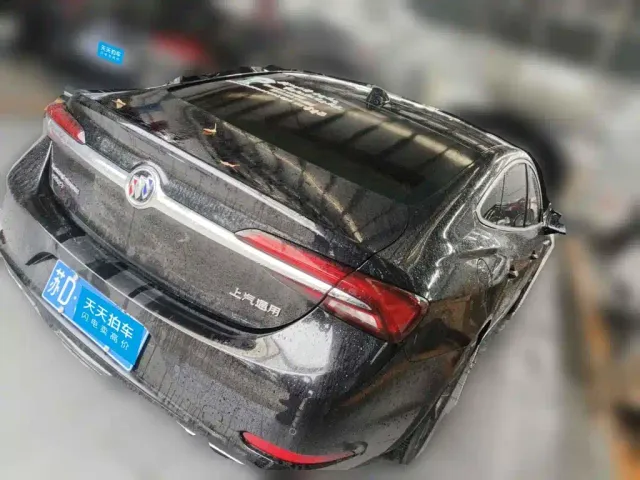 Buick LaCrosse — Фото автомобиля 5
