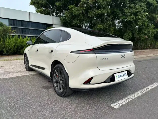 IM Motors LS6 — Фото автомобиля 5