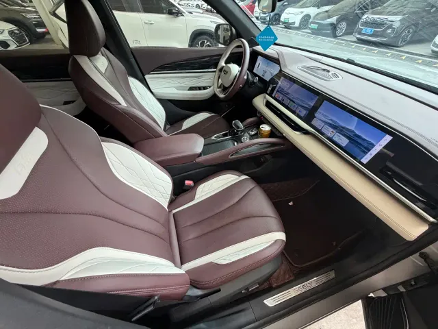 Geely Xingyue L — Фото автомобиля 5