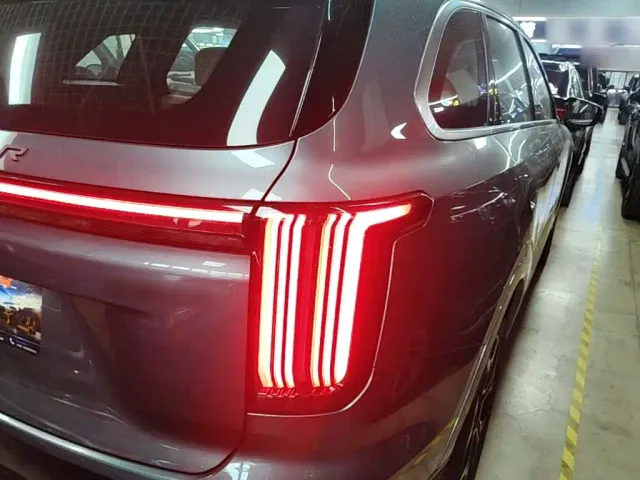 Jetour X70L — Фото автомобиля 7