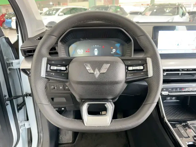 Wuling Asta — Фото автомобиля 17