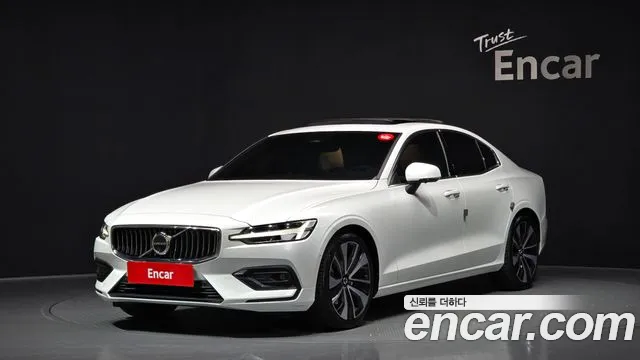 Фотография автомобиля — Вольво S60 S60 третьего поколения