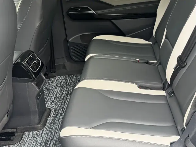 Volkswagen ID.6 Crozz — Фото автомобиля 11