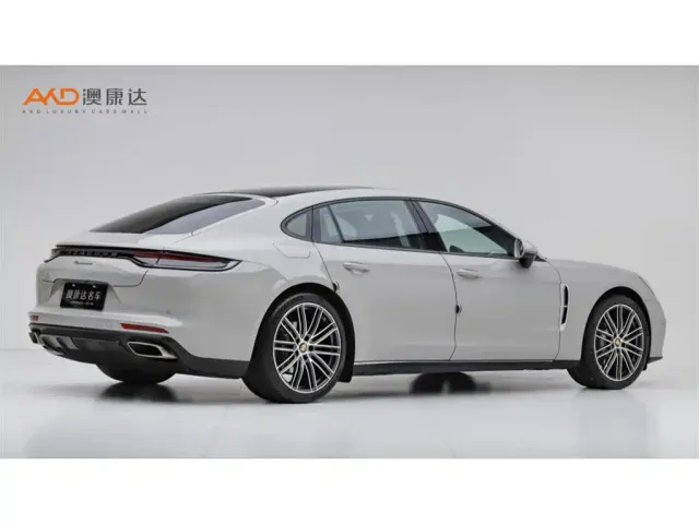Porsche Panamera — Фото автомобиля 3
