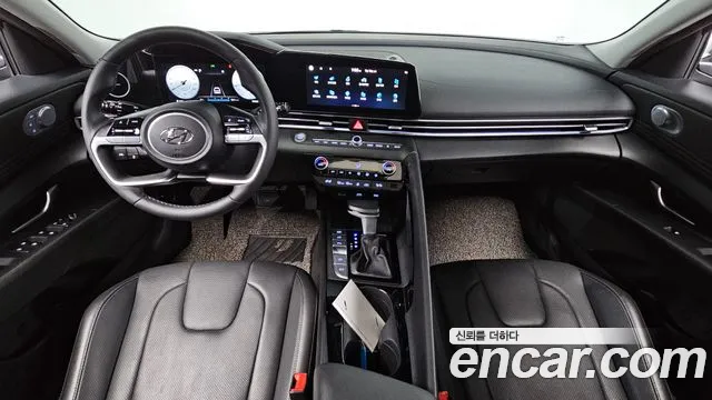 Hyundai Avante CN7 — Фото автомобиля 6