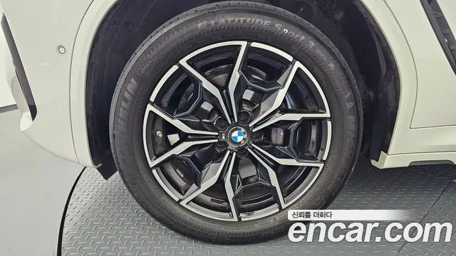 BMW X4 xDrive20i M Sport — Фото автомобиля 5