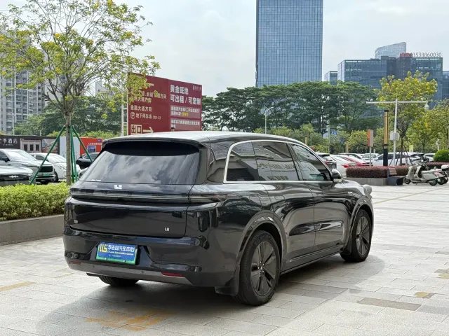 Li Auto L8 — Фото автомобиля 5