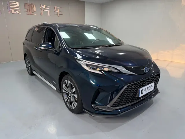 Toyota Granvia — Фото автомобиля 3
