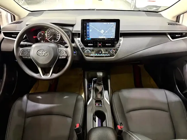 Toyota Corolla — Фото автомобиля 6
