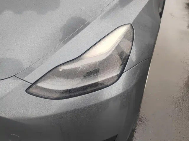 Tesla Model Y — Фото автомобиля 5