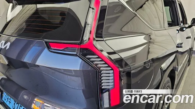 Kia EV9 — Фото автомобиля 8
