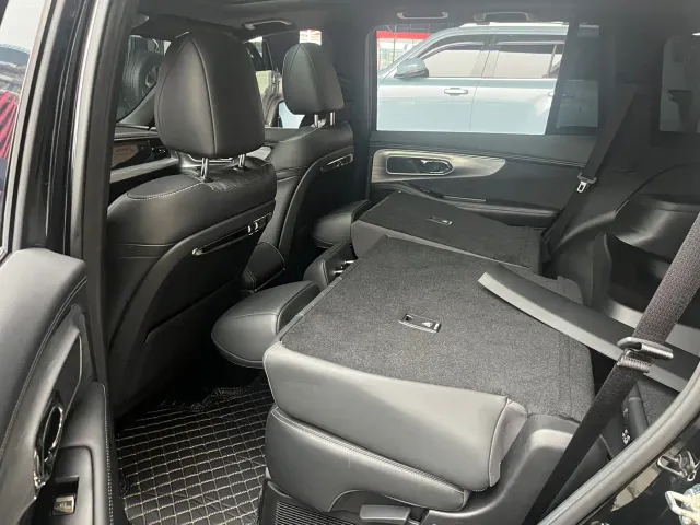 GAC Trumpchi GS8 — Фото автомобиля 15