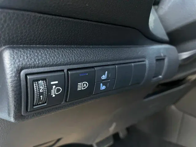 Toyota Corolla — Фото автомобиля 12