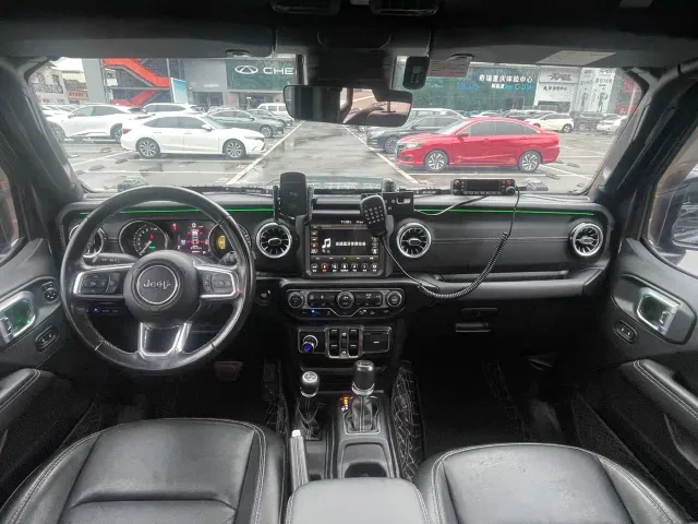 Jeep Wrangler 4xe — Фото автомобиля 8