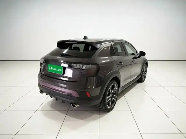 Lynk & Co Lynk & Co 02 2022 2.0TD DCT Shine Pro — Фото автомобиля 4