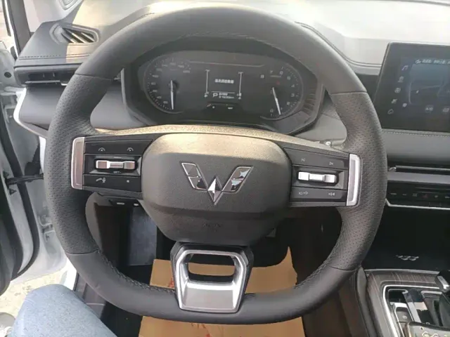 Wuling Jiachen — Фото автомобиля 10