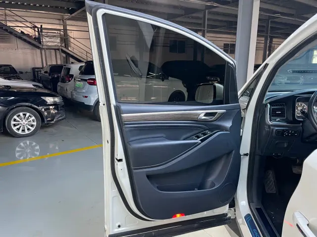 GAC Trumpchi M8 — Фото автомобиля 9