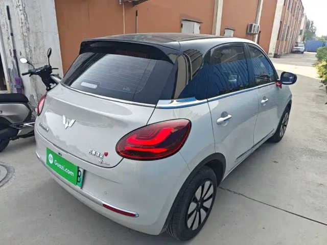 Wuling Bingo — Фото автомобиля 6