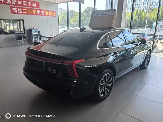 Hongqi H5 PHEV — Фото автомобиля 4