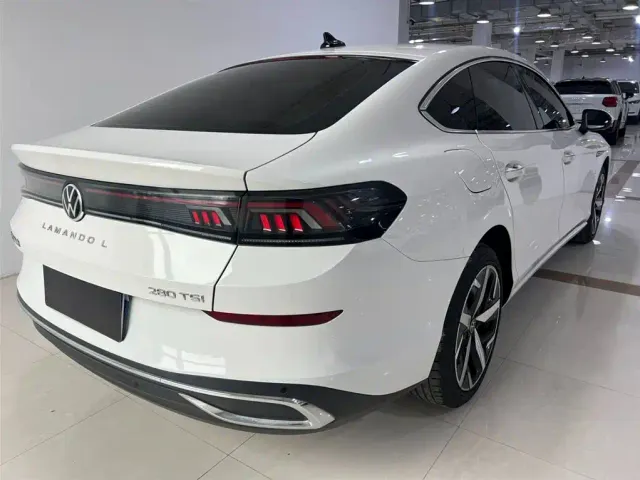 Volkswagen Lamando — Фото автомобиля 4