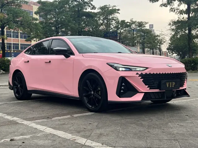Changan UNI-V — Фото автомобиля 3