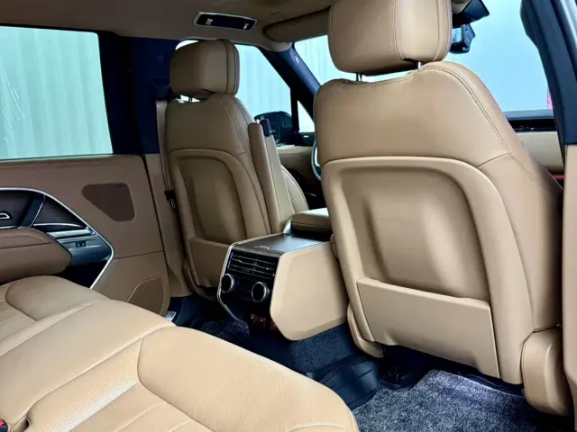Land Rover Range Rover — Фото автомобиля 16