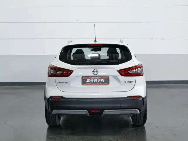 Nissan Qashqai — Фото автомобиля 4