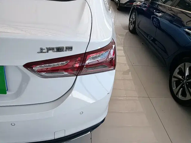 Chevrolet Malibu XL — Фото автомобиля 7