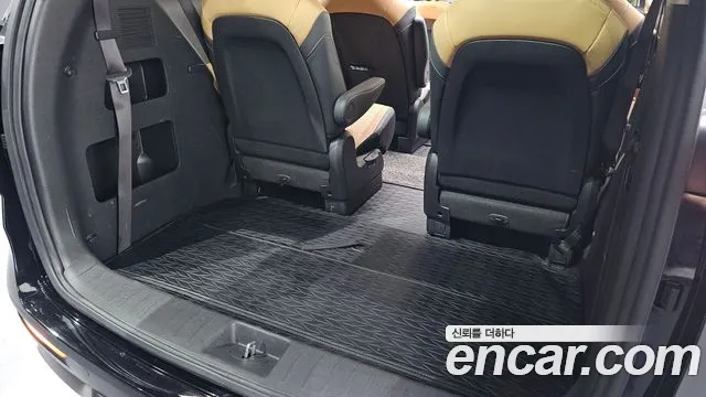 Kia Carnival 4th Gen — Фото автомобиля 26