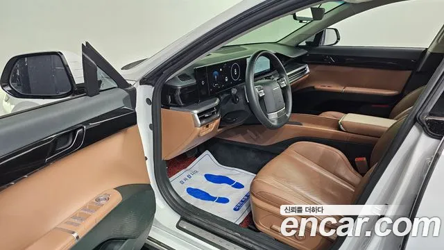 Hyundai Grandeur GN7 — Фото автомобиля 10