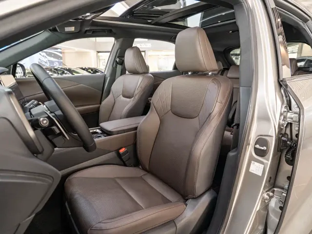 Lexus RX — Фото автомобиля 11