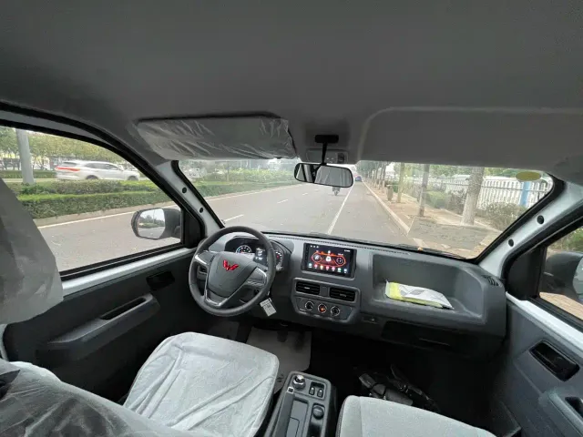 Wuling Yangguang — Фото автомобиля 15