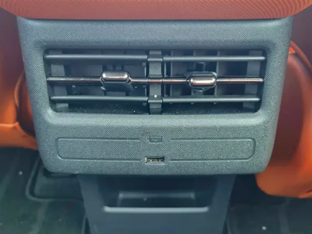 Toyota BoZhi 3X — Фото автомобиля 22
