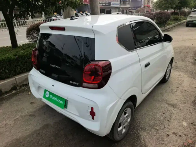 Roewe Kaiwei CLEVER 2021 302km All-round Edition — Фото автомобиля 6
