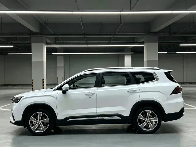 Geely Haoyue L — Фото автомобиля 4