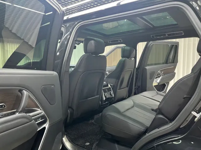 Land Rover Range Rover — Фото автомобиля 10