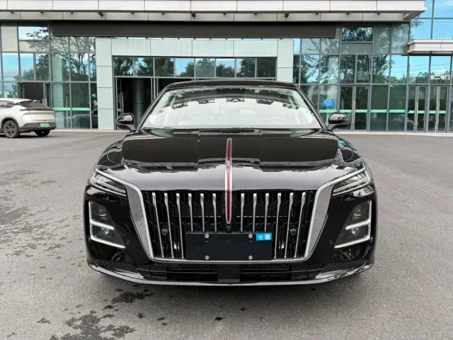 Hongqi H5 — Фото автомобиля 2