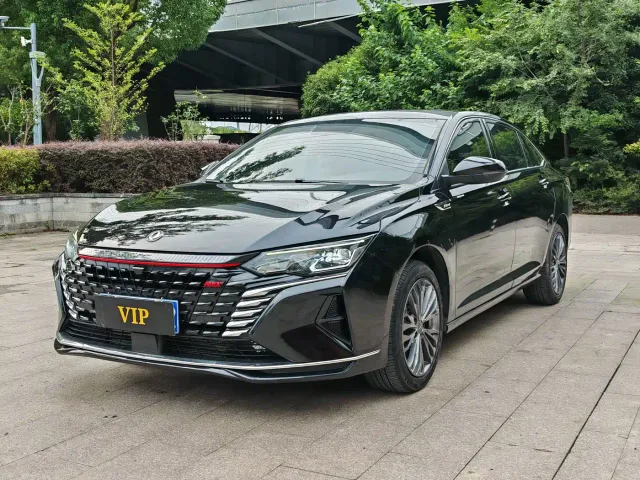 Фотография автомобиля — Dongfeng Yixuan MAX