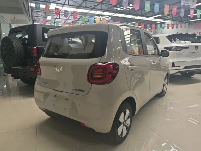 Wuling Hongguang Mini EV — Фото автомобиля 4