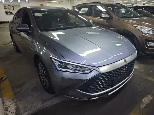 BYD Qin PLUS — Фото автомобиля 2