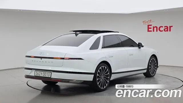 Hyundai Grandeur GN7 — Фото автомобиля 2