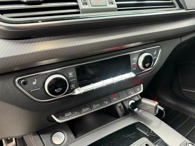 Audi Q5L — Фото автомобиля 23
